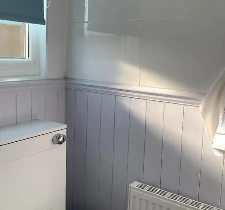 Rainbows End Bungalow - Fantastic Gardens Apartman